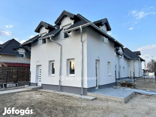 66 nm-es lakás eladó Tököl