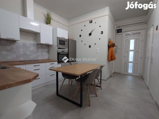 66 nm-es lakás kiadó Kecskemét