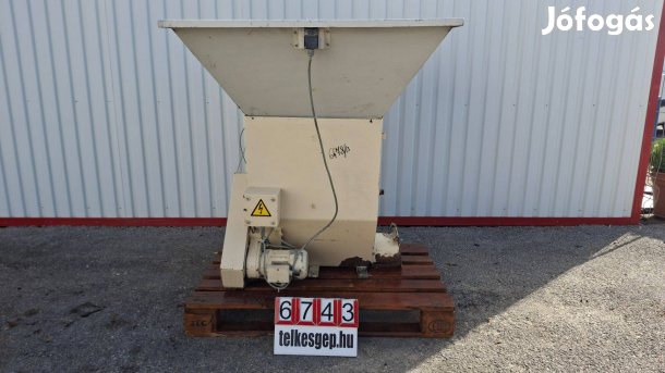 6743 - Poradagoló, csigás kihordó, csigás keverőgép