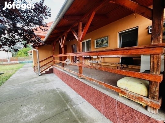 67 nm-es ház eladó Sülysáp