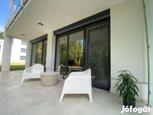 67 nm-es lakás eladó Balatonfenyves