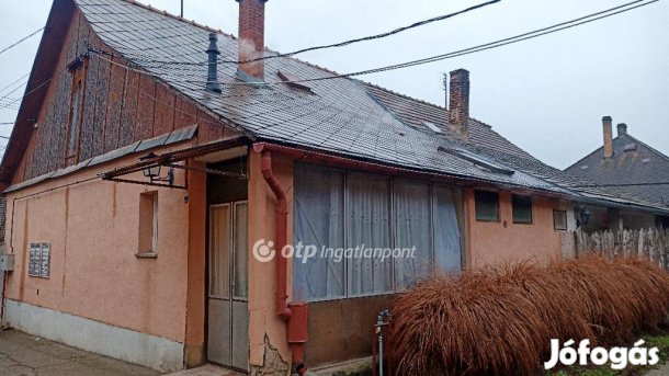 68 nm-es ház eladó Dunaföldvár