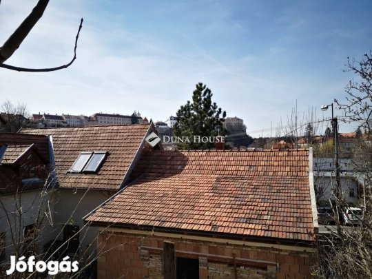 68 nm-es ház eladó Veszprém