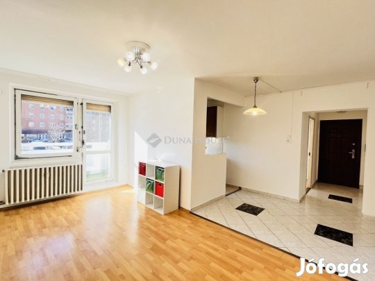 68 nm-es lakás eladó Veszprém