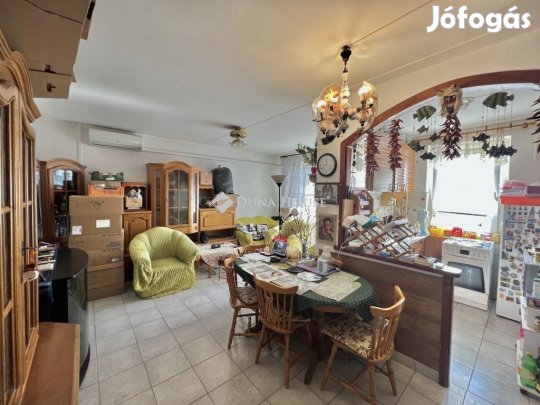 68 nm-es lakás eladó Veszprém