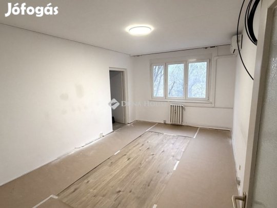 68 nm-es lakás kiadó Szeged