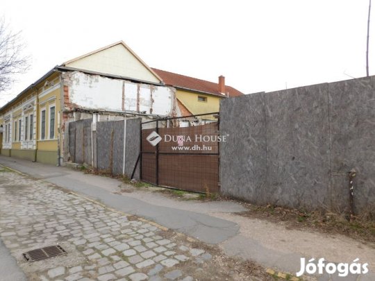 695 nm-es telek eladó Kecskemét