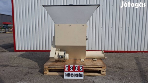 6982 - Poradagoló, csigás kihordó, csigás keverőgép,Z karos keverő