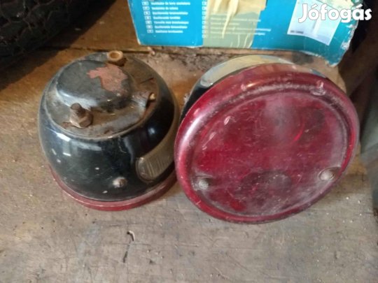 69 Gaz hátsó lámpák