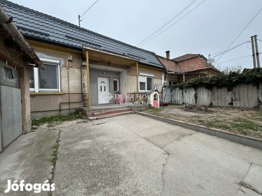 69 nm-es ház eladó Ráckeve