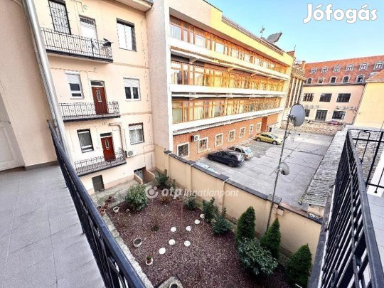 69 nm-es lakás eladó Győr