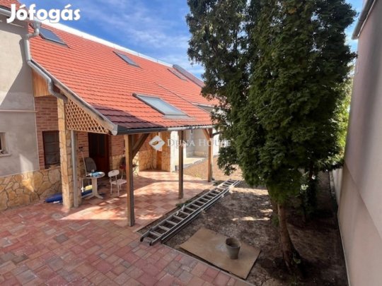 69 nm-es lakás eladó Pécs