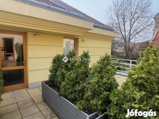 69 nm-es lakás eladó Pécs