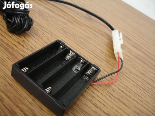 6V -os elemtartó gyorscsatlakozóval 4 x AAA mikro ceruza elem számára