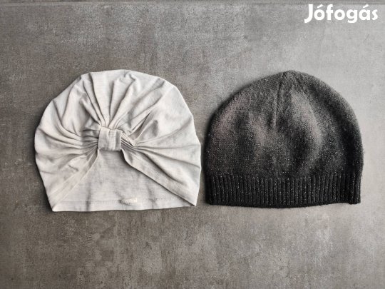 6-12 hónapos turbánsapka, ill. gépi kötött sapka (kb 42 cm). Darabár.