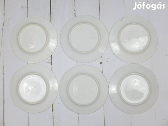 6 darab kistányér arany szegéllyel 16cm Ajándékozható is!!