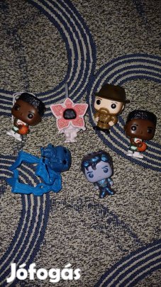 6 db Stranger Things figura együtt