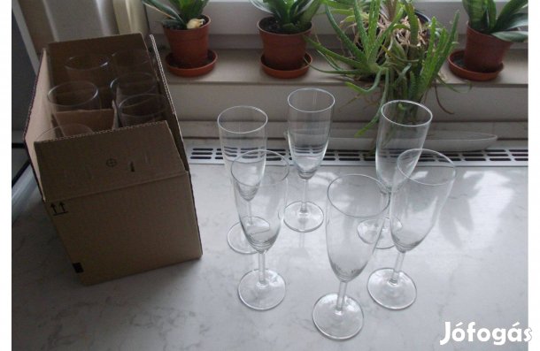 6 db-os , új , pezsgős pohárkészlet