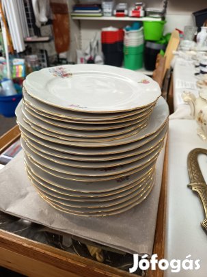 6 lapos, 6 mély, 6 süteményes tányér