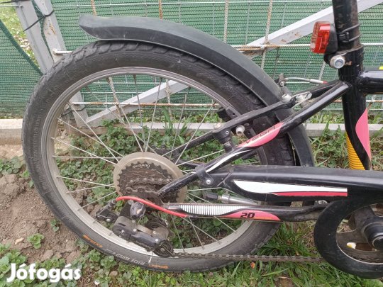 6 sebeséges 20as gyermek kerékpár 