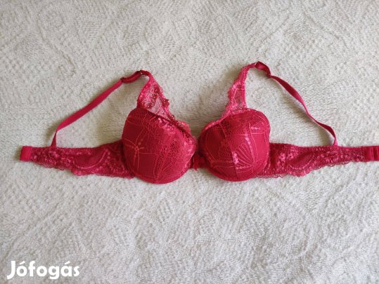 70/B-s piros csipke melltartó push-up