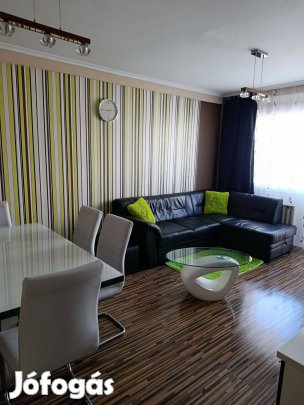 70 m-es, erkélyes lakás eladó Miskolcon 2 szoba + nappali