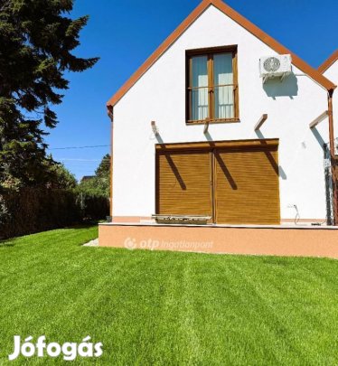 70 nm-es ház eladó Alsóörs
