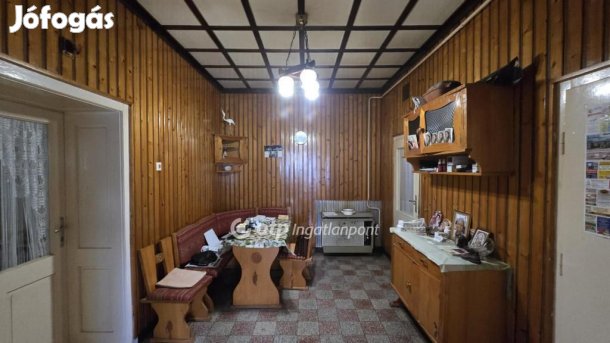 70 nm-es ház eladó Nádudvar