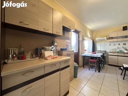 70 nm-es ház eladó Szentkirály