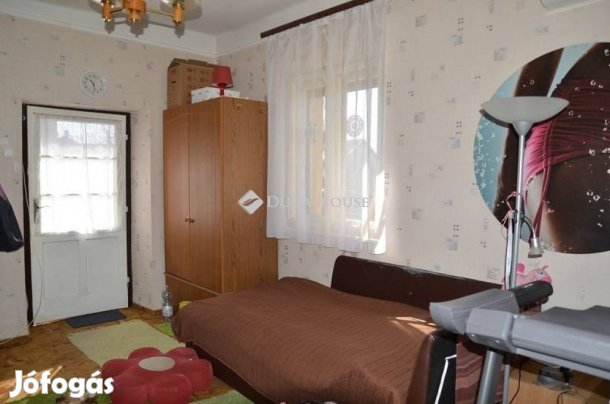 70 nm-es ház eladó Tápióbicske