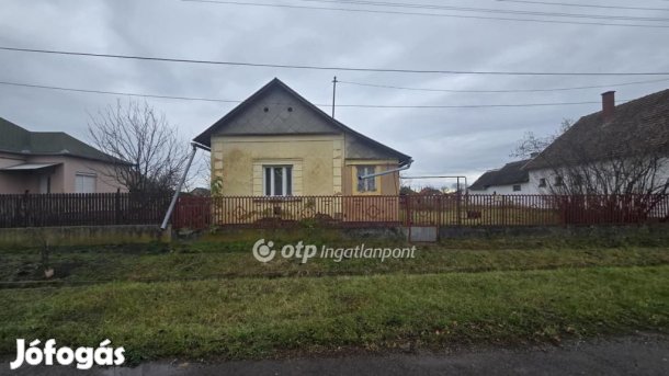 70 nm-es ház eladó Tetétlen