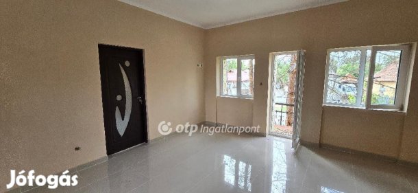 70 nm-es lakás eladó Berettyóújfalu