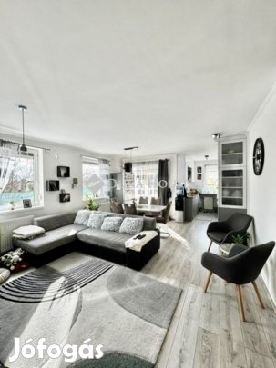 70 nm-es lakás eladó Pécs
