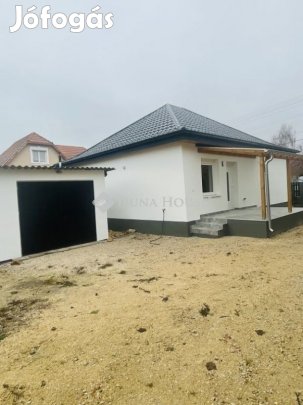 70m2, termálfürdő közeli, felújított 3 szobás.