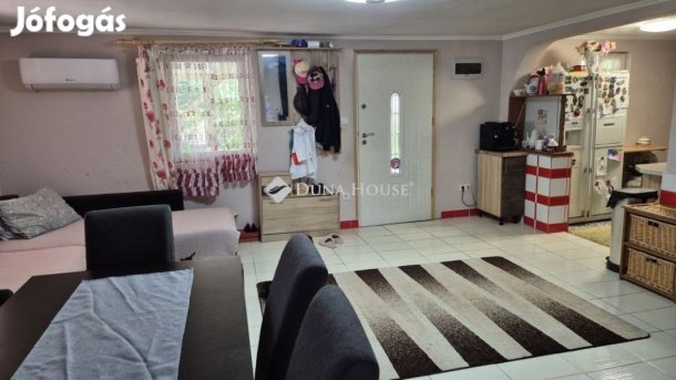 72 nm-es ház eladó Bugac