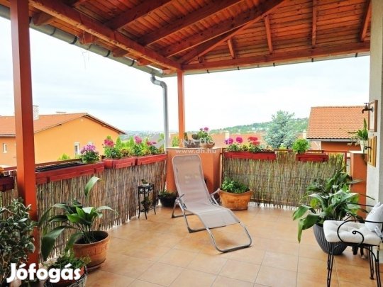 72 nm-es lakás eladó Pécs