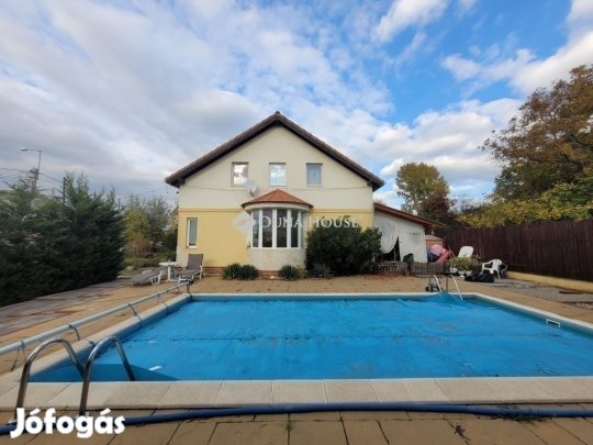 72 nm-es lakás eladó Üllő