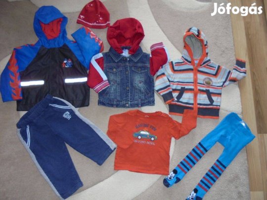 74-80-as fiú esőkabátos ruhacsomag farmerkabáttal, pulcsival