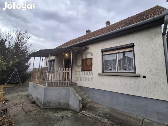 74 nm-es ház eladó Tápiószele