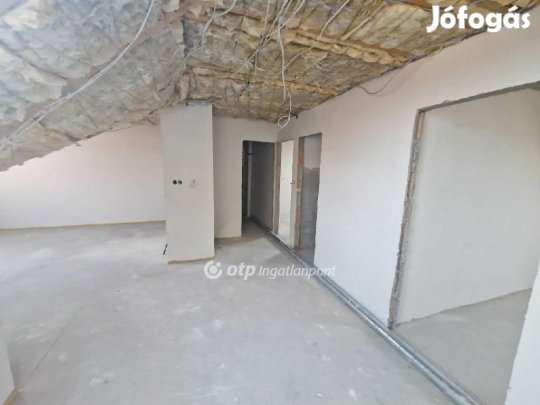 74 nm-es lakás eladó Győr