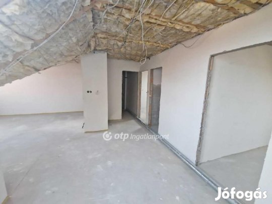 74 nm-es lakás eladó Győr