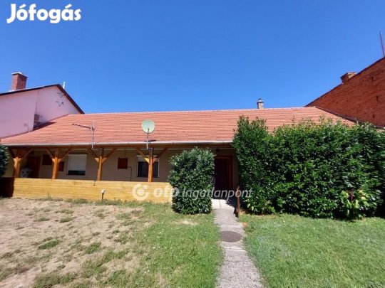 74 nm-es lakás eladó Sárospatak