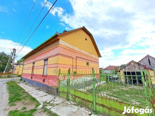 75 nm-es ház eladó Kocsér