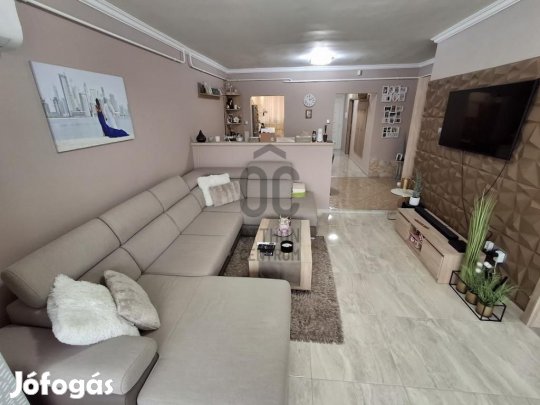 75 nm-es lakás eladó Cegléd