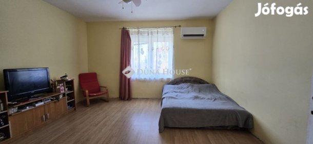 75m2 4 szobás, H-tarifás, Klímás családi ház