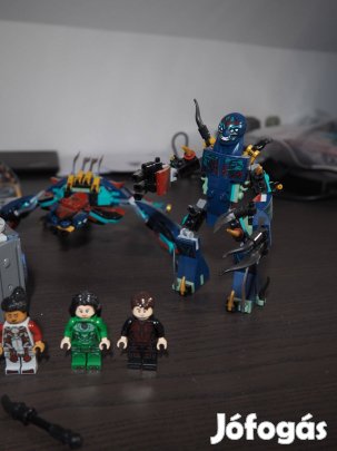 76156 LEGO Super Heroes - A Dóm felemelkedése