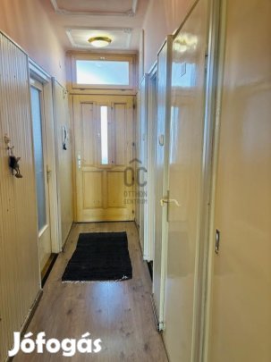 76 nm-es lakás eladó Cegléd