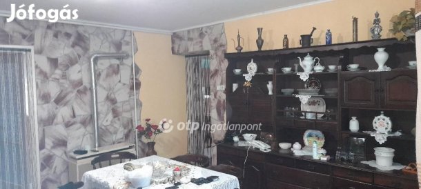 78 nm-es ház eladó Tompa