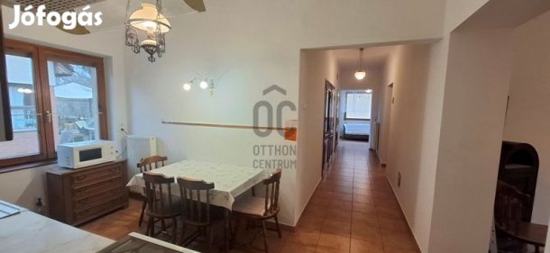 78 nm-es ház kiadó Székesfehérvár