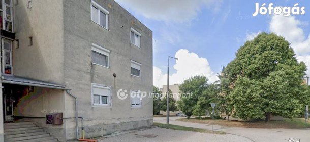 78 nm-es lakás eladó Bábolna
